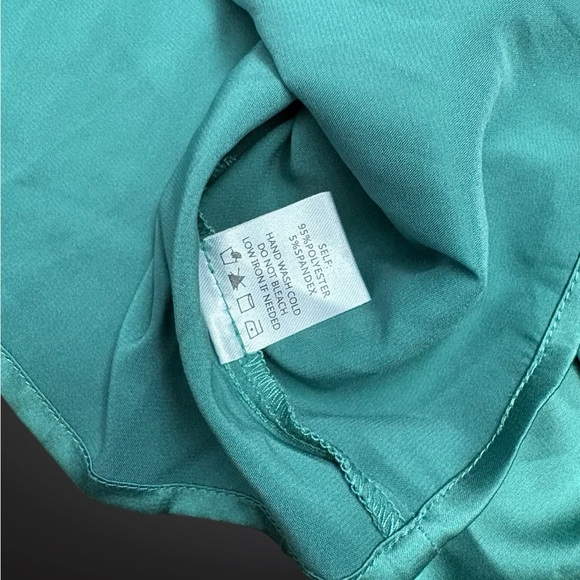 Blue Blush 2 piece set wide leg pants and top Size Medium Color Green/ Emerald. - Picture 5 of 6